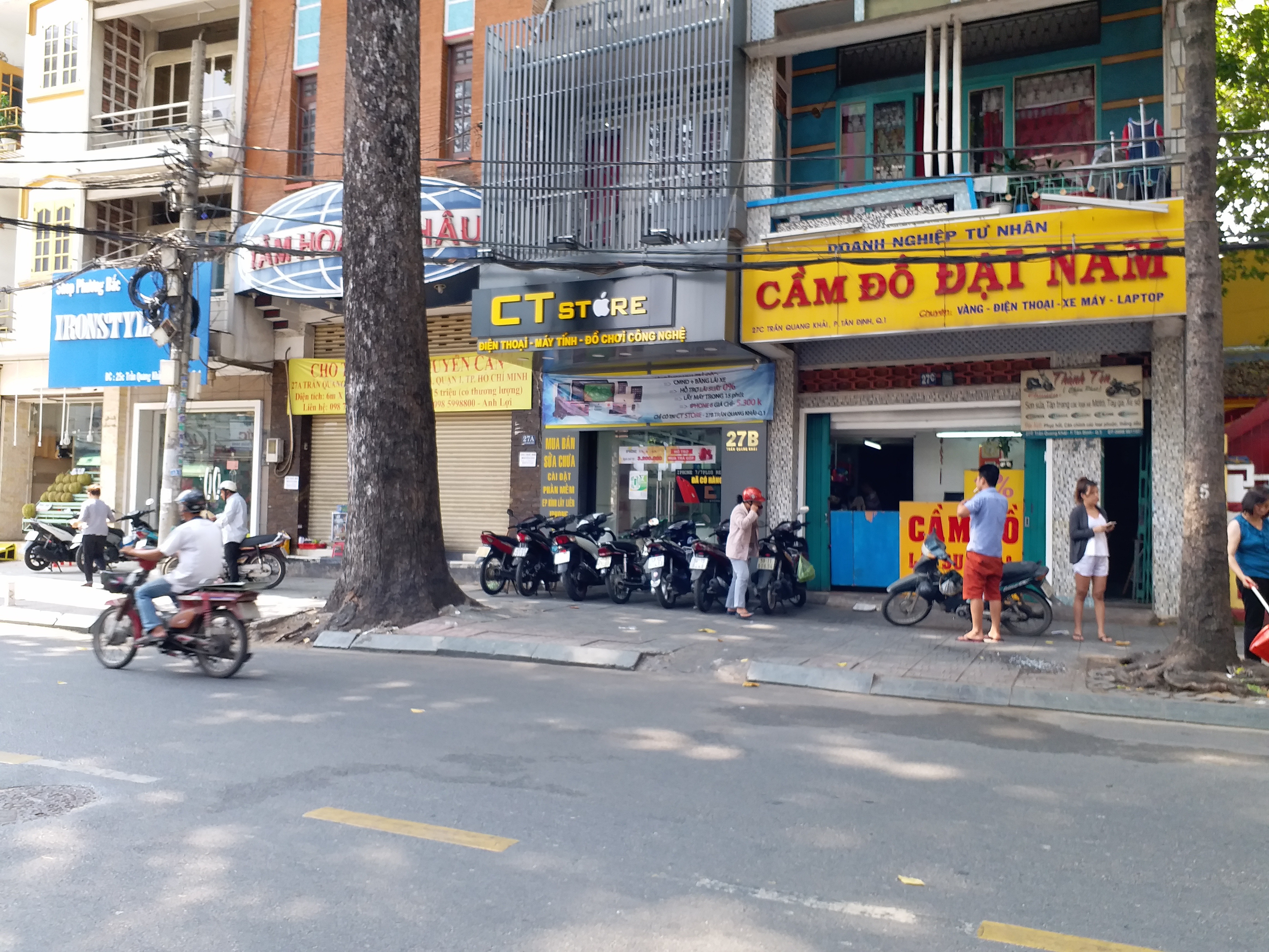 Cửa hàng vội vã gỡ bỏ logo "ăn theo" Apple để tránh kiện tụng - 1