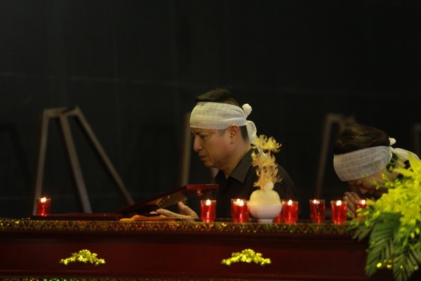 NSƯT Chí Trung: “Cả cuộc đời mẹ tôi chìm trong nỗi cô đơn” - 2 NSƯT Chí Trung: “Cả cuộc đời mẹ tôi chìm trong nỗi cô đơn” - 2