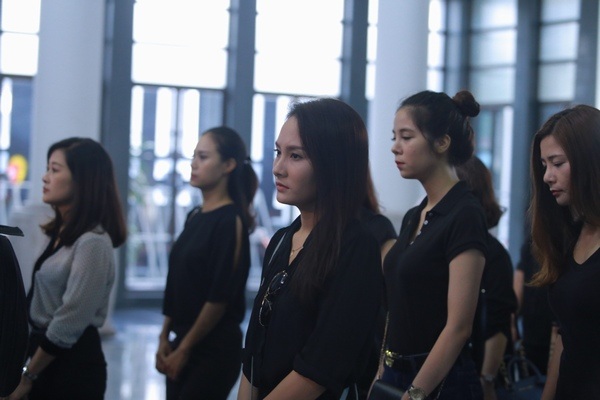 Dàn Táo Quân lặng lẽ đến tiễn biệt mẹ NSƯT Chí Trung - 7 Dàn Táo Quân lặng lẽ đến tiễn biệt mẹ NSƯT Chí Trung - 7