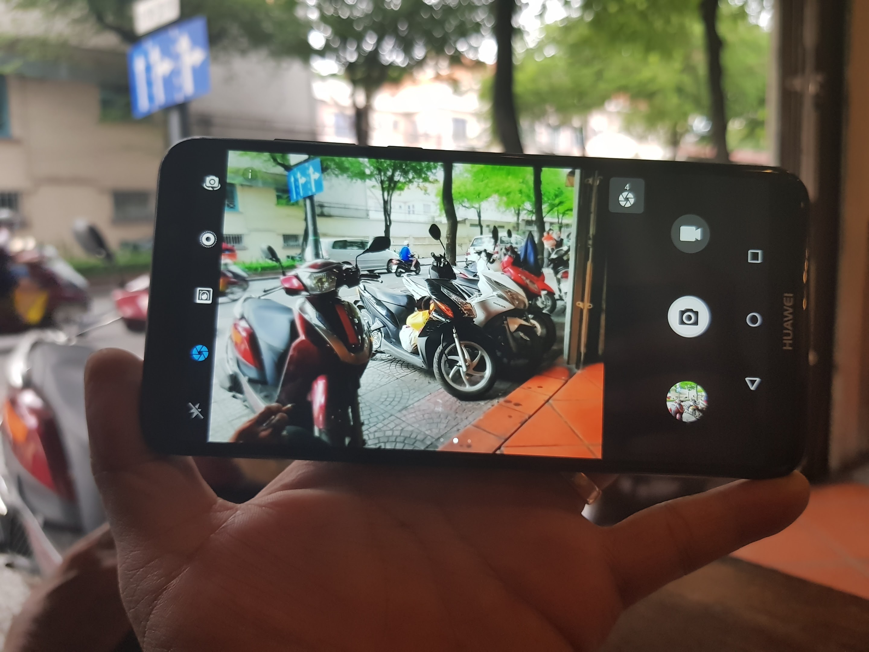 Huawei sắp đưa smartphone 4 camera về Việt Nam - 1 Huawei sắp đưa smartphone 4 camera về Việt Nam - 1