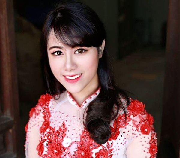 Quá khứ "nổi loạn" của nữ Thủ khoa xinh đẹp trường Mỏ - Địa chất - 2 Linh Chi dựa vào phương pháp mind-map để trở thành Thủ khoa đại học.