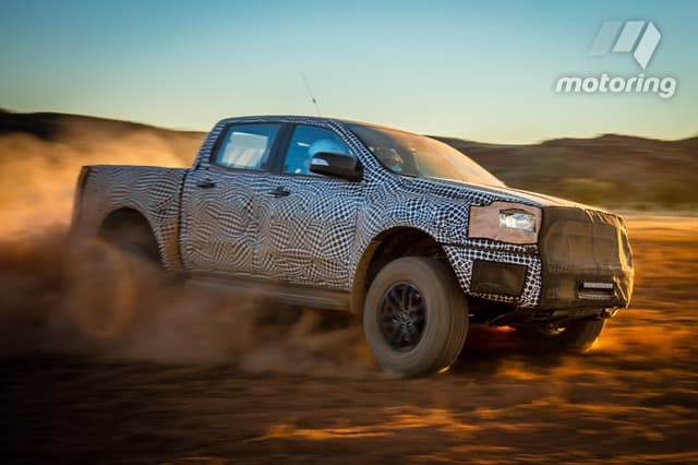 Ford Ranger Raptor 2018 chuẩn bị ra mắt thị trường ASEAN - 1
Ford Ranger Raptor 2018 trên đường thử ở Colorado (Mỹ)