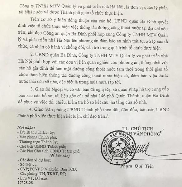 Vụ 146 Quán Thánh: UBND quận Ba Đình vẫn đang thực hiện chỉ đạo của TP Hà Nội - 4
Chủ tịch TP Hà Nội chỉ đạo thông đường cống tắc “bức tử” biệt thự 146 Quán Thánh.