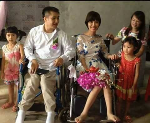 Chuyện tình đẫm nước mắt của đôi vợ chồng ngồi xe lăn ở Lạng Sơn - 1 Ảnh cưới hạnh phúc của chị Ngọc, anh Tuấn. Ảnh: P.T.N