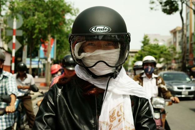 Góc nhìn hài hước của một “ông Tây” về cách chị em “chống nắng” - 7