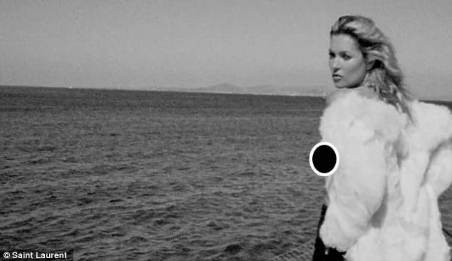 Quang cảnh của đảo Capri (Ý) là phông nền hoàn hảo cho đoạn clip.