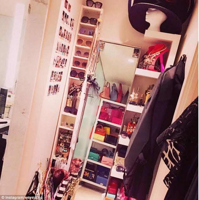 Cuộc sống “vạn người mơ” của các tiểu thư con nhà giàu Trung Quốc - 3 Cuộc sống “vạn người mơ” của các tiểu thư con nhà giàu Trung Quốc - 3