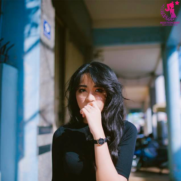 Những cô nàng 1999 "áp đảo" ngày mở màn cuộc thi Miss Teen - 2 Chế Gia Hân Sinh (năm 1999) đến từ Mỹ Bình, Long Xuyên, An Giang