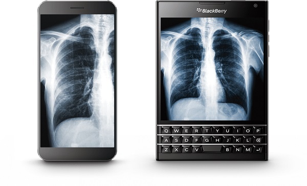 Người ta thậm chí từng sản xuất những chiếc smartphone hình vuông, điển hình như BlackBerry Passport, khiến nó trông giống như một chiếc TV thu nhỏ thay vì điện thoại thông thường.