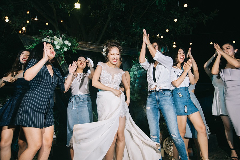 Đám cưới "trong mơ" với 300 khách cùng “xăm” biểu tượng hạnh phúc - 7