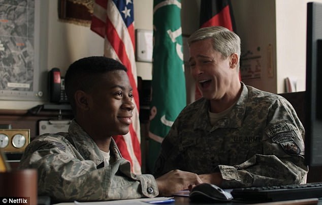 Bộ phim hài đưa lại cho Brad Pitt cơ hội để thể hiện khả năng diễn xuất hài hước.