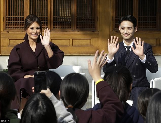 Đầu tuần này, bà Melania tham dự một sự kiện quảng bá cho Thế vận hội Olympics Mùa đông 2018 tổ chức ở huyện PyeongChang (Hàn Quốc). Cùng tham gia sự kiện này còn có ngôi sao K-pop Choi Min-ho.