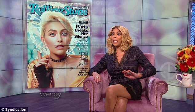 Con gái Michael Jackson đáp trả lời chỉ trích "dựa bóng" cha ruột - 2
MC Wendy Williams cho rằng, Paris Jackson đang dựa bóng người cha đã mất để gây chú ý.