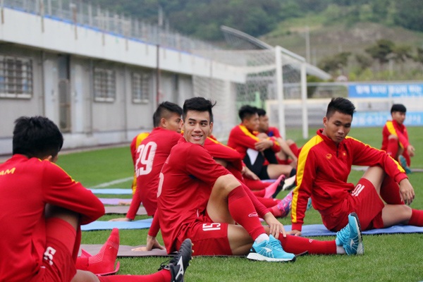 U20 Việt Nam hào hứng với buổi tập đầu tại Hàn Quốc - 4
Toàn đội đã sẵn sàng cho World Cup U20