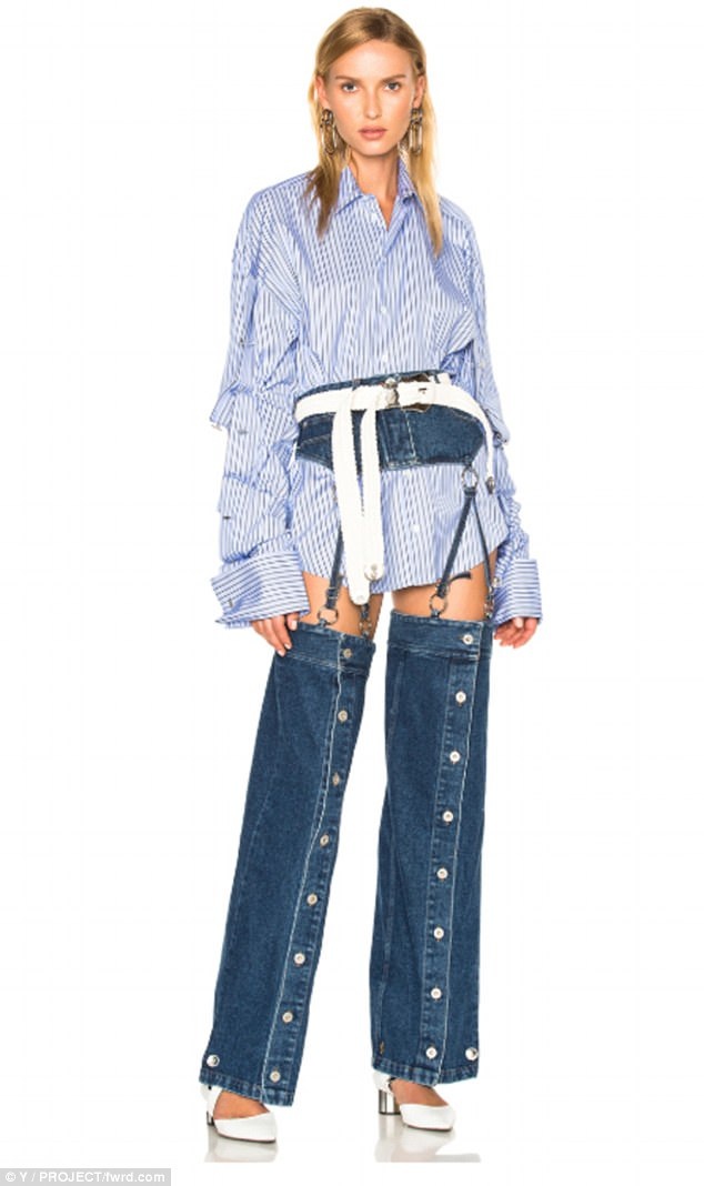 Bật cười với áo khoác bò tay dài “quét đất” - 4 Một kết cấu quần jeans nằm ngoài mọi sự tưởng tượng, đẩy lùi mọi giới hạn thời trang.