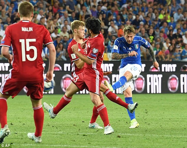 
Fernando Bernardeschi để lại dấu ấn với bàn thắng nâng tỷ số lên 4-0
