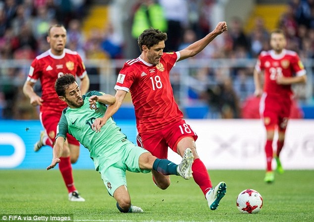 
Đội tuyển Nga bế tắc trước sự sắc sảo của Bồ Đào Nha
