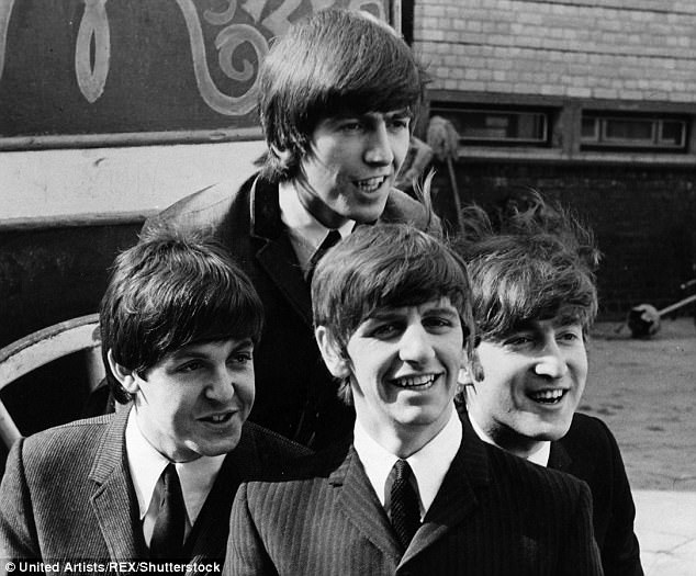 Tuổi trẻ hoàng kim của The Beatles trong thước phim quý - 10 Các chàng trai của The Beatles đã có hai tuần ở trong vùng núi An-pơ với rất nhiều kỷ niệm vui, dù vậy, sau này khi nhớ lại quãng thời gian quay phim ấy, John Lennon cũng phải thú nhận rằng hoạt động làm phim đã bị họ làm cho “mất kiểm soát”.