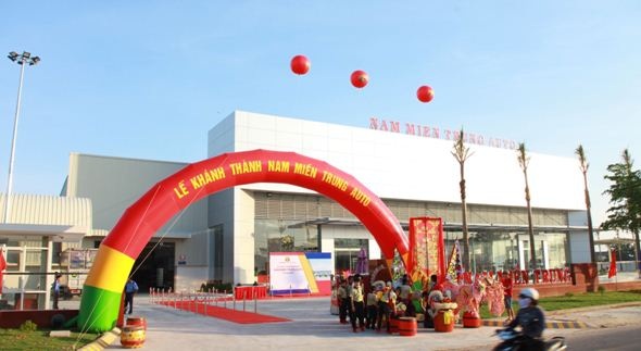 Khánh thành showroom Nam Miền Trung Auto - 6
Hình ảnh cổng chào showroom ngày khai trương