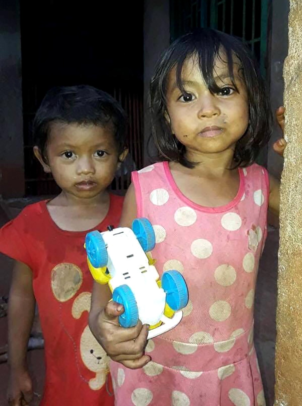 Cộng đồng CEO chung tay “Nâng bước em đến trường” - 1