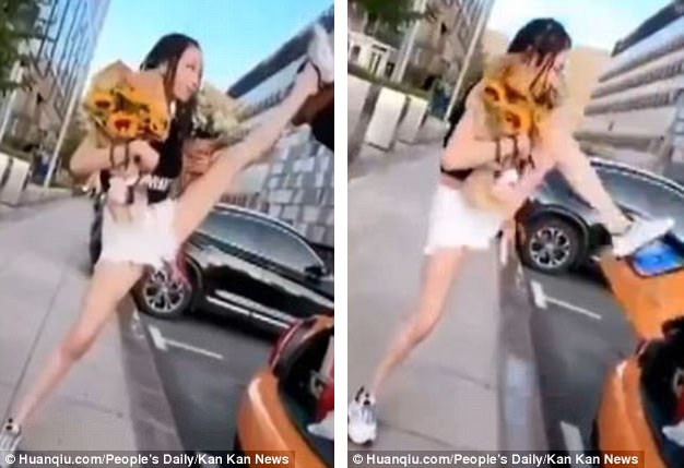 Trào lưu hài hước “đóng cốp xe bằng chân” để… đọ chân dài - 5 Mỗi người có thể sử dụng những động tác và kỹ thuật khác nhau, miễn là họ có thể đóng nắp cốp đang mở bằng chân.