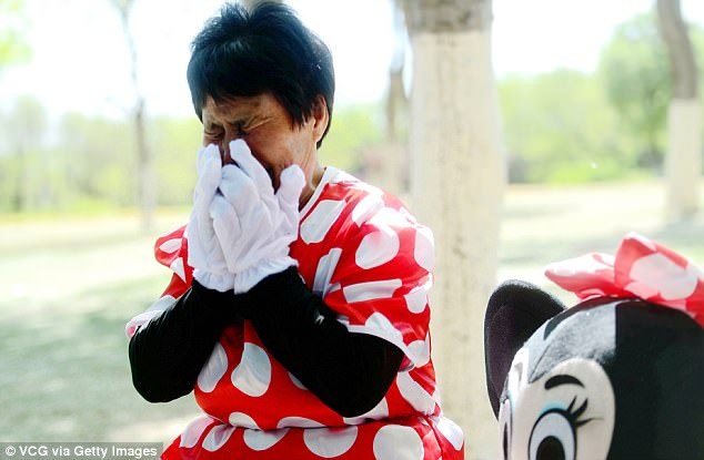 “Chuột Minnie buồn nhất” và câu chuyện cảm động mẹ chồng - nàng dâu - 8 Câu chuyện về “chuột Minnie buồn nhất” khiến cư dân mạng Trung Quốc cảm động.
