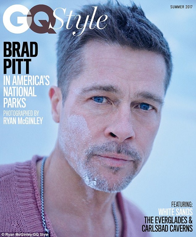 Brad Pitt trong những bức ảnh đầu tiên sau ly hôn - 1 Đây là lần đầu tiên Brad Pitt nhận lời chụp hình cho tạp chí kể từ sau khi chia tay với Angelina Jolie hồi tháng 8 năm ngoái.