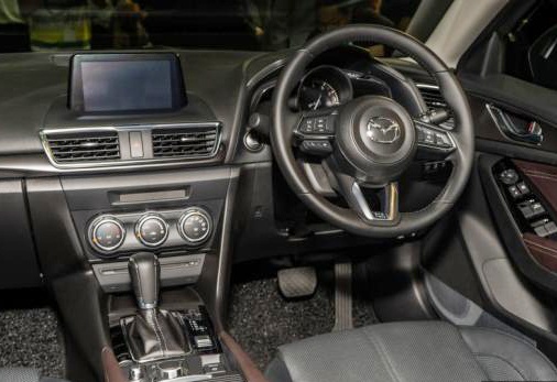 Mazda3 2017 có mặt tại Malaysia với giá từ 560 triệu đồng - 5 Mazda3 2017 có mặt tại Malaysia với giá từ 560 triệu đồng - 5