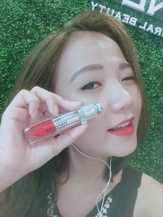 Vừa ra mắt chỉ mới 1 tuần, set son kem cho nàng môi thâm đã cháy hàng - 6 Hot Facebooker Hachi Thảo cũng đã kịp mua xài và review dòng son này