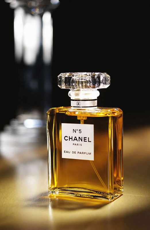 Coco Chanel No 5 và quá trình tạo ra chai nước hoa nổi tiếng nhất thế giới