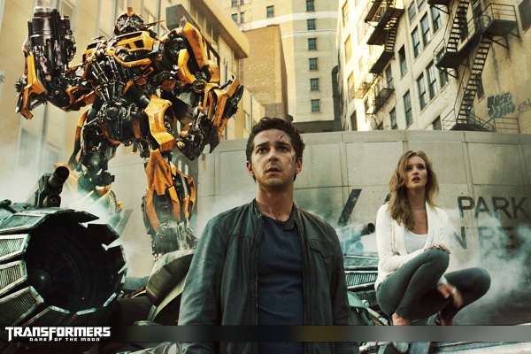 Phim của tài tử Hollywood bán được “kịch kim”… 3 vé - 3 Shia LaBeouf trong loạt phim người máy biến hình “Transformers”