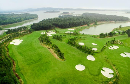 Sáng thức dậy giữa hương hoa thơm ngát - 7 Sân Golf Flamingo 9 lỗ độc đáo
