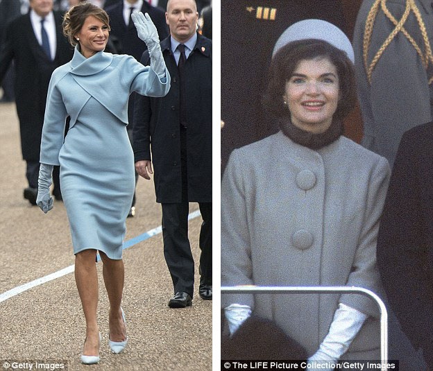 Tân Đệ nhất Phu nhân Mỹ Melania Trump kích thích tăng trưởng thời trang - 4 Bộ trang phục của phu nhân Melania được cho là lấy cảm hứng từ bộ trang phục của phu nhân Jackie Kennedy - một biểu tượng thời trang của đời sống văn hóa đại chúng Mỹ. Phu nhân Jackie cũng đã từng diện một bộ trang phục mang sắc xanh da trời nhạt trong lễ nhậm chức của chồng - Tổng thống Mỹ John F. Kennedy.