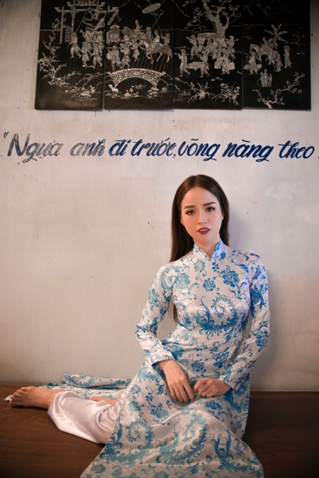Hoa khôi Thanh Tú: "Tết có giá trị lớn lao đối với mỗi người Việt Nam" - 9 Hoa khôi Thanh Tú: "Tết có giá trị lớn lao đối với mỗi người Việt Nam" - 9