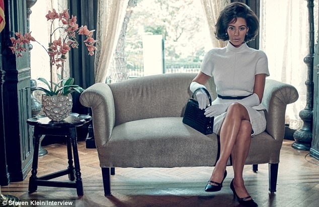Kim Kardashian gây tranh cãi khi hóa thân thành phu nhân Kennedy - 12 Kim Kardashian gây tranh cãi khi hóa thân thành phu nhân Kennedy - 12