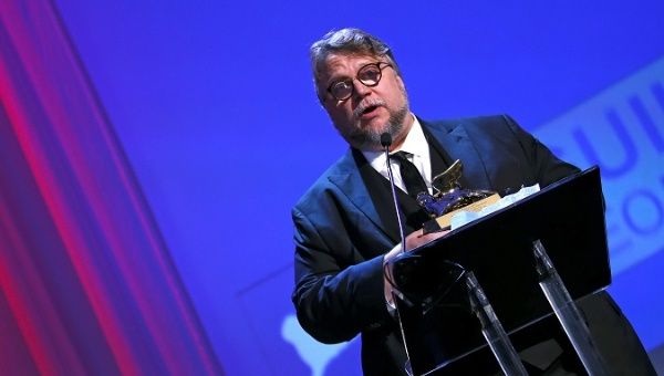 Phim 18+ hay nhất năm thẳng tiến tới giải Oscar - 1 Đạo diễn Guillermo Del Toro nhận giải Sư tử Vàng của LHP Venice