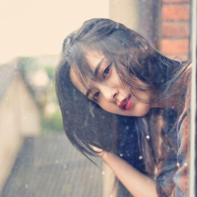 "Thần tiên tỷ tỷ" thế hệ mới của giới trẻ Trung Quốc - 2
Cô sinh ngày 2/2/1998, tại quận Triều Dương, thành phố Bắc Kinh, Trung Quốc.
