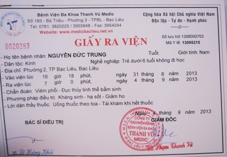 “Mẹ ơi, con muốn sáng mắt !” - 8 Gia đình đã cố gắng đi nhiều bệnh viện nhưng với chi phí điều trị quá lớn, nên gia đình cháu không còn đủ khả năng để chữa trị cho cháu nữa