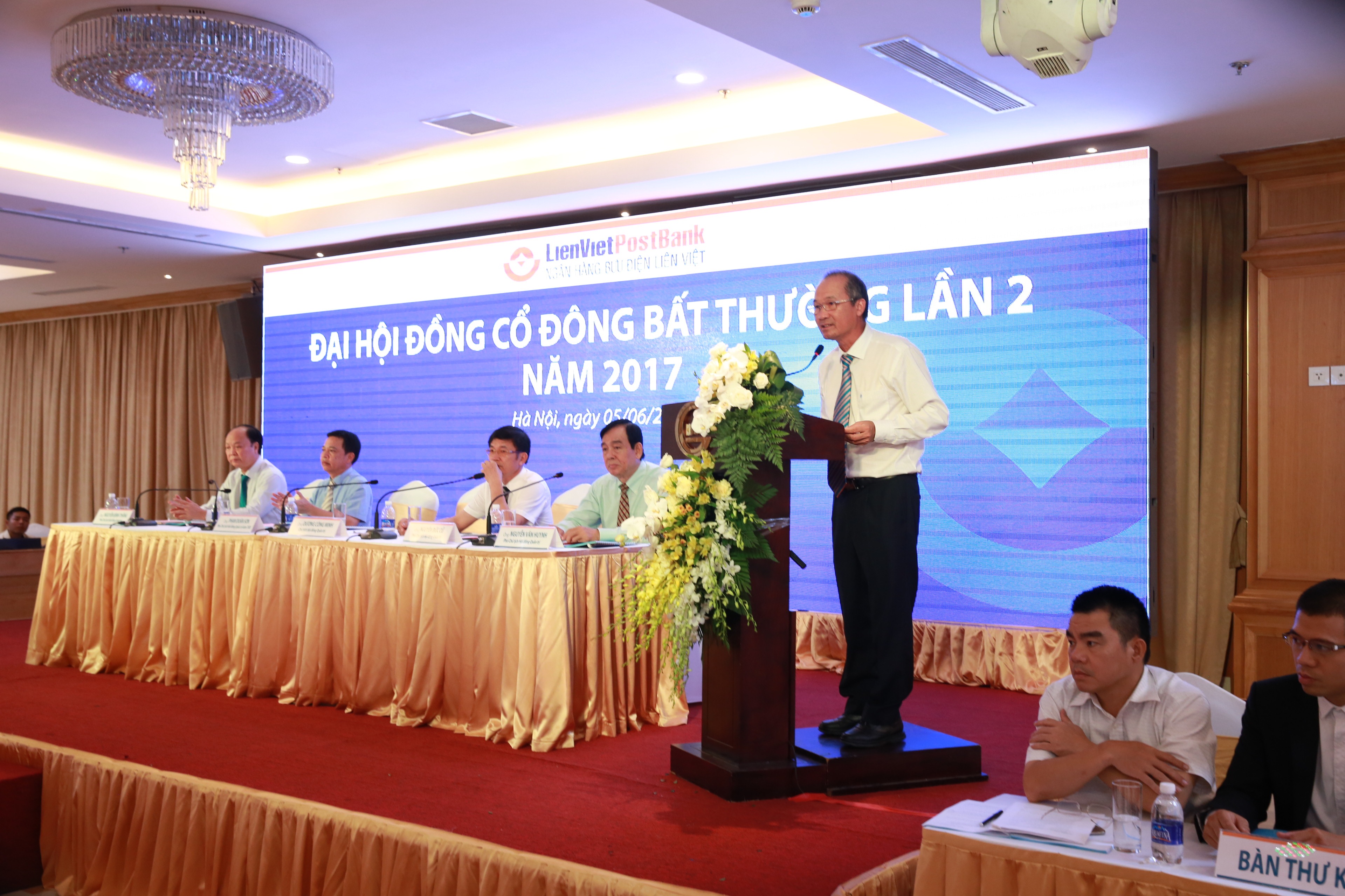Ông Dương Công Minh chính thức có tên trong HĐQT Sacombank - 1
Ông Dương Công Minh tại đại hội đồng cổ đông bất thường của LienVietPostBank.