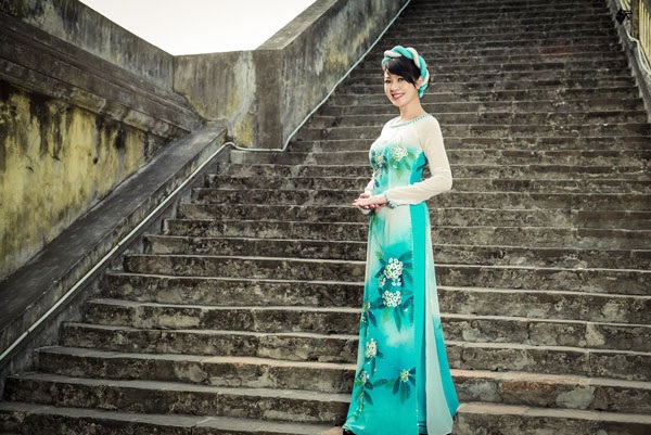 Á hậu Tô Hương Lan- nhan sắc ngày ấy bây giờ - 6 Nhan sắc mặn mà của Tô Hương Lan ở cái tuổi U40