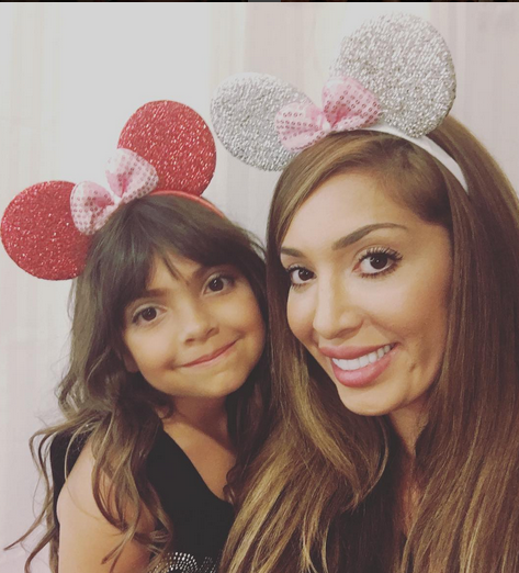 "Bà mẹ tuổi teen" Farrah Abraham khoe ngực khủng - 8
Farrah Abraham giờ đã có cuộc sống vật chất đầy đủ, dư dả để chăm lo cho con gái.
