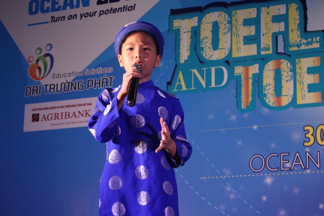 Trước thềm chung kết quốc gia cuộc thi tiếng Anh TOEFL Primary & TOEFL Junior Achievers 2017 - 2 Thí sinh tự tin thể hiện phần thi Hùng biện bằng tiếng Anh.