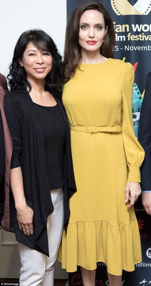 
Nữ diễn viên Angelina Jolie dự LHP Châu Á thế giới tổ chức tại California, Mỹ ngày 2/11 vừa qua
