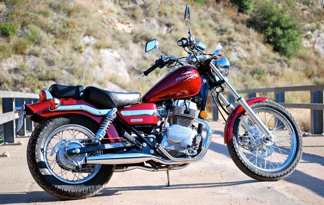 Rebel 300 sẽ là mẫu xe phân khối lớn đầu tiên của Honda tại Việt Nam? - 4 Rebel 300 sẽ là mẫu xe phân khối lớn đầu tiên của Honda tại Việt Nam? - 4