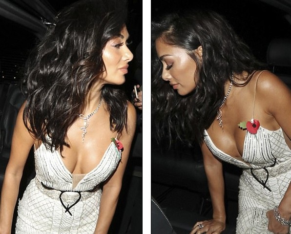 
Nữ ca sỹ xinh đẹp từng hò hẹn với tay đua công thức 1 nổi tiếng nước Anh Lewis Hamilton
