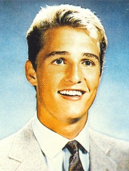Khó nhận ra các tài tử Hollywood khi chưa nổi tiếng - 11
Matthew McConaughey khi gần 20 tuổi nhiều tóc hơn bây giờ!