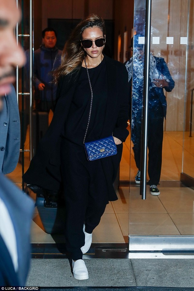 
Vài năm trở lại đâu, Jessica Alba đầu tư nhiều công sức cho hoạt động kinh doanh thay vì đóng phim
