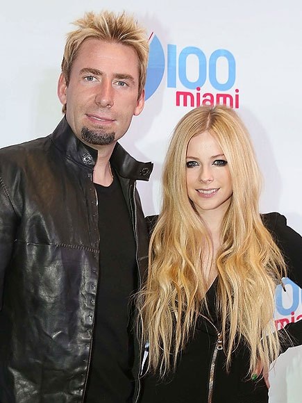 Avril Lavigne lại có bạn trai mới - 6
Người đẹp của làng nhạc có đám cưới cổ tích lần thứ 2 cùng ca sỹ Chad Kroeger vào năm 2013 nhưng cô cũng ly dị 2 năm sau đó