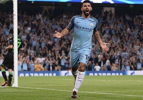 
Aguero dường như đang không hài lòng với Guardiola

 
