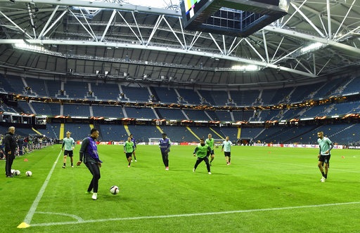 Ajax ra sức tập luyện, MU chỉ đi dạo ở Friends Arena - 7
Buổi tập của Ajax diễn ra nghiêm túc và quyết liệt. Đội bóng Hà Lan đang cho thấy sự quyết tâm cao trước trận cuối cùng ở Europa League mùa giải năm nay